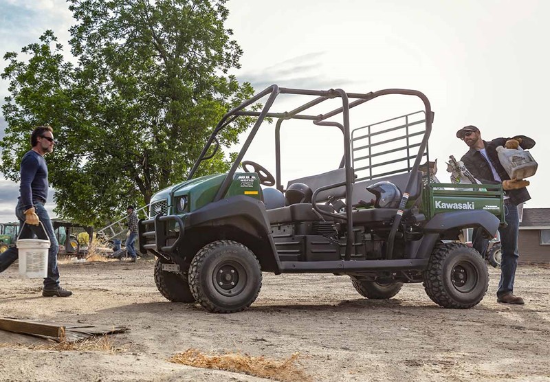 MULE 4010 TRANS Hauling
